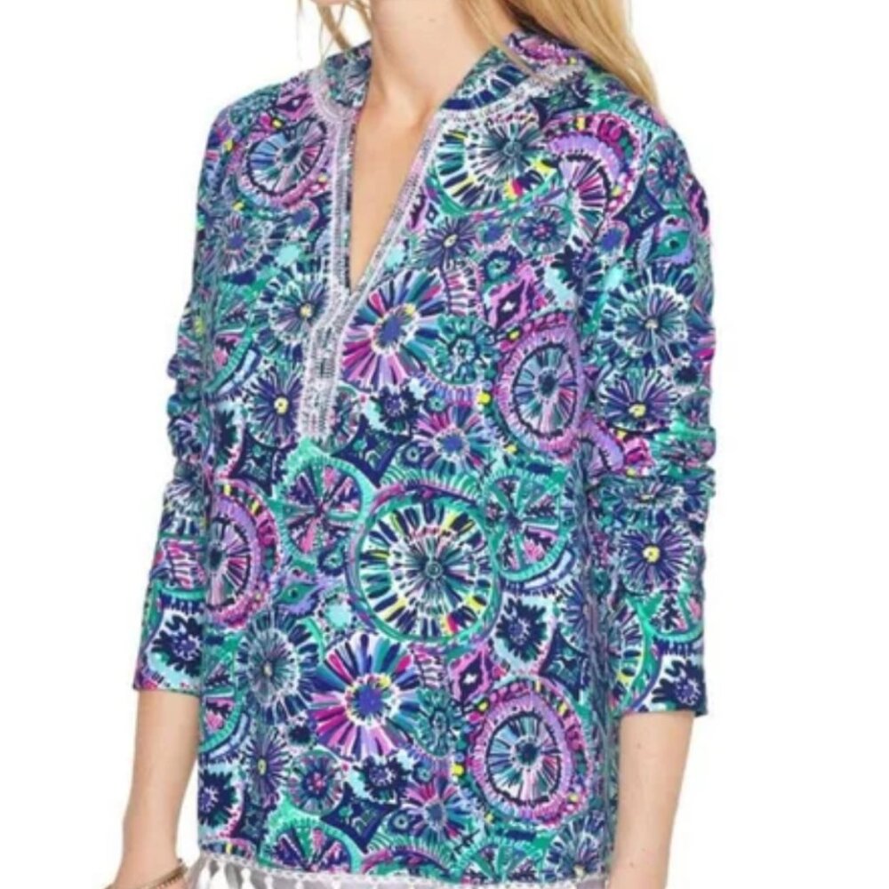 Lilly Pulitzer UPF 50+ Harmon Pullover-Size Medium- Hoodie Multi The Swim $128